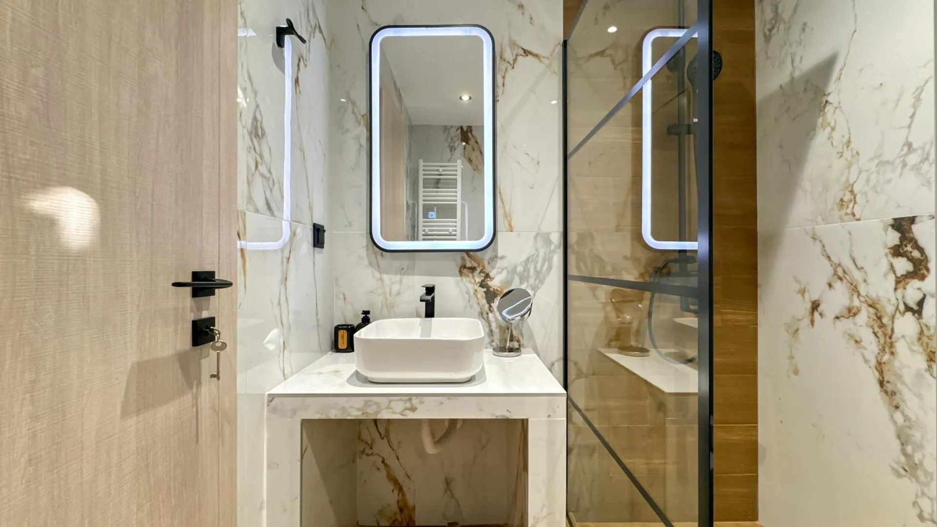 Luxury Downtown Apartment D1 Thessaloniki