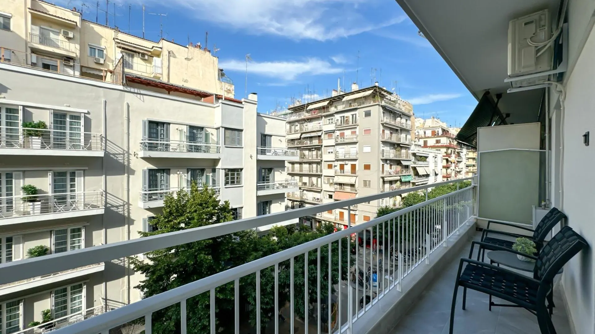 Luxury Downtown Apartment D1 Thessaloniki